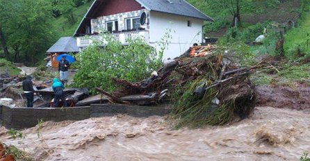 Obilne padavine stvorile su mnoge probleme u BiH, EVO KADA ĆE SE VRIJEME POPRAVITI