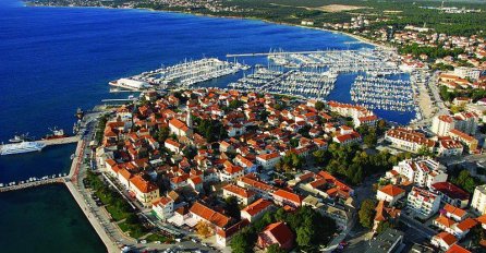 Provedite odmor u srcu Dalmacije i uživajte u udobnoj Villi Angeliji - Biograd na Moru!