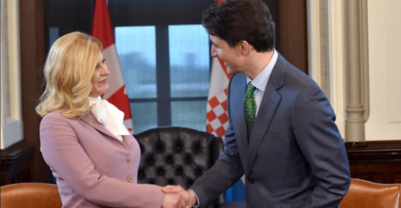 KOLINDA SE OVAKO OBUČENA SUSRELA SA KANADSKIM PREMIJEROM: Kad su vidjeli DONJI DIO, zastao im je dah! (FOTO)
