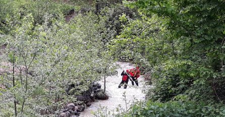 NEMA NI TRAGA NESRETNOM ŠESTOGODIŠNJAKU: Obustavljena potraga za  dječakom koji je upao u nabujali potok