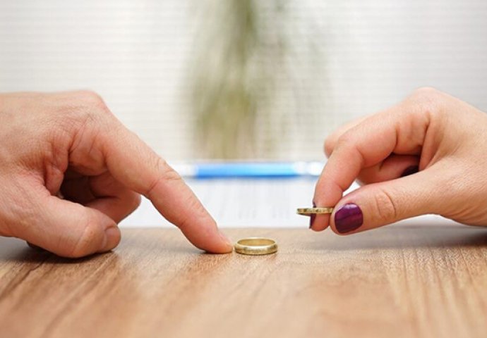 ZABRINJAVAJUĆI PODACI: U Bosni i Hercegovini se godišnje 2.000 parova razvede!
