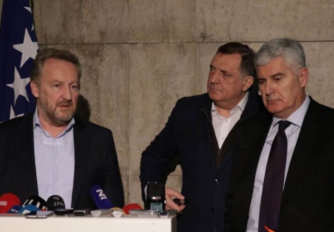 FT: Greška EU koja bi se odrazila na odnose Bošnjaka, Hrvata i Srba u BiH