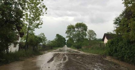 HAOS U CIJELOM GRADU, JAK PLJUSAK DONIO PROBLEME: Mještani se uhvatili za glavu, POGLEDAJTE SLIKE!