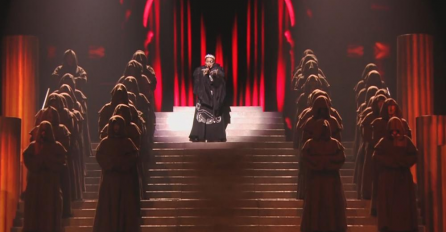 MADONIN SOTONISTIČKI NASTUP NA EVROVIZIJI NEGATIVNO OCJENJEN OD STARNE PUBLIKE: Ovaj detalj zgrozio je sve!  (FOTO+VIDEO)