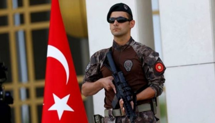 uhapsen-91-uposlenik-ministarstva-vanjskih-poslova-turske-t