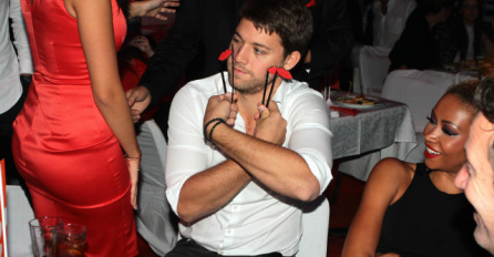 KIDA ŽENSKA SRCA NA KOMADE: Stefan Živojinović progovorio o djevojci, pa onda otkrio ovo o AVANTURAMA ZA JEDNU NOĆ! SVI SE ČUDE OVOME