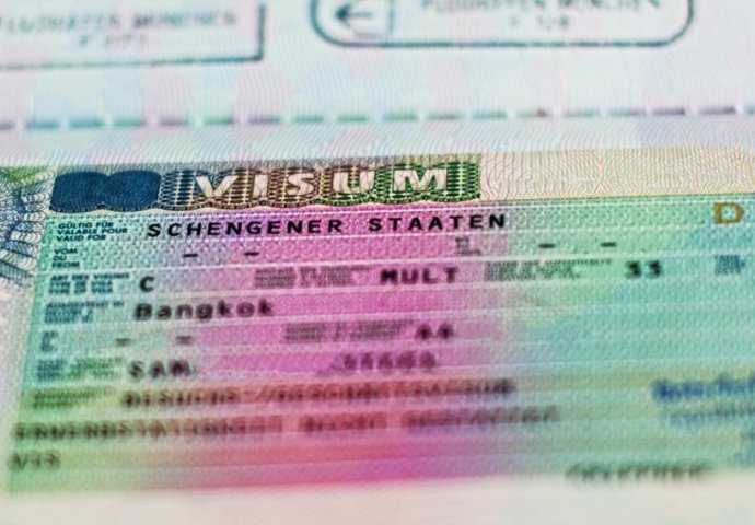 Oduzete falsificirane Šengen vize i pečat za ovjeru viza