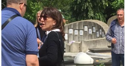 MISTERIOZNA CRNKA SE POJAVILA NA POMENU BATI ŽIVOJINOVIĆU: Svi su se uhvatili za glavu kada su vidjeli o kome je riječ, ZAR JE OVO ONA? 