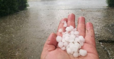 LIJEP SUNČAN DAN PREKINULO OLUJNO NEVRIJEME U BIH