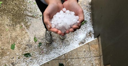 JAKO NEVRIJEME POGODILO GRAD U BiH: Led uništio kompletan rod maline, velika šteta na objektima i putevima