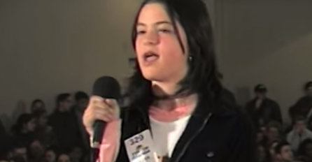 MALA, BUCMASTA I POTPUNO NEPREPOZNATLJIVA: Ona je sada NAJZGODNIJA NA estradi, muškarci samo o njoj maštaju, KO JE ONA?