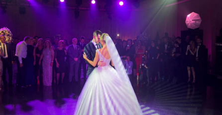 PRVA SLIKA MLADENACA: Mlada u raskošnoj vjenčanici kao princeza, od prizora prvog plesa ZASTAJE DAH