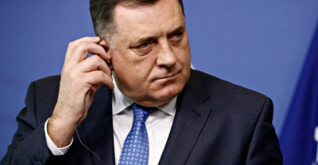 Milorad Dodik: Komšić da dođe i vidi tradicionalnu uniformu VRS