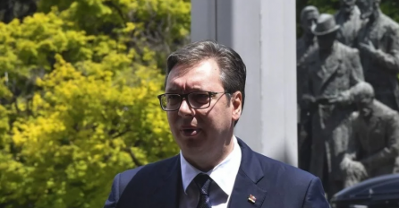 Vučić: Neki ne očekuju od Srbije pijetet prema žrtvama u Srebrenici, već da RS ne postoji