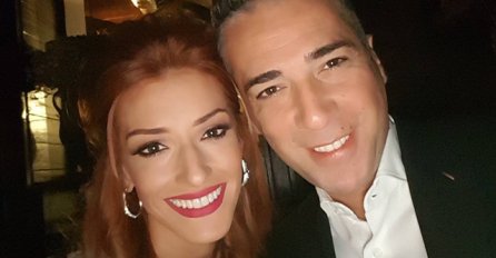 PREPUSTILI SE STRASTIMA: Svi su se okretali za njima, a Željko Joksimović i njegova supruga  NISU OBRAĆALI PAŽNJU! Počeli su se dodirivati,a onda je uslijedilo ovo...KO BI SE NADAO OD NJIH?!