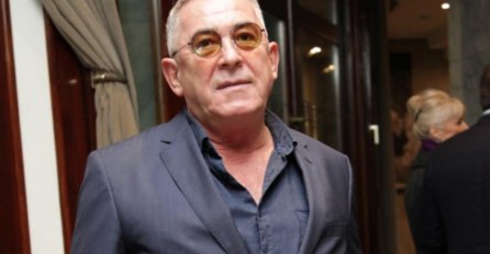 MIMA KARADŽIĆ PREKINUO KONCERT POZNATOG PJEVAČA: Upao na binu, a zbog onog što je uradio publika POČELA DA VRIŠTI!