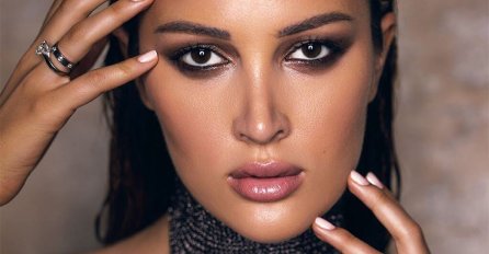 VRELI LJETNI SELFIE, PRIJA IZNENADILA OBOŽAVATELJE: Dosad je niko nije vidio u ovakvom izdanju! (FOTO)