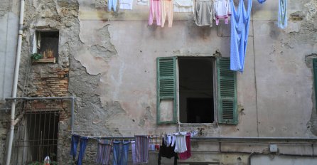 AKO UKLJUČITE VEŠ MAŠINU NOĆU KAZNA 80 KM, ISTRESANJE MRVA DO 400 KM: Ako živite u ovom gradu najgore ćete proći, ČAK 1600 KM KAZNE ZA OVO!