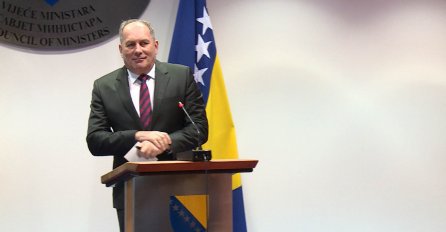 DRAGAN MEKTIĆ NA TWITTERU: "Dodik bi već bio u zatvoru..."