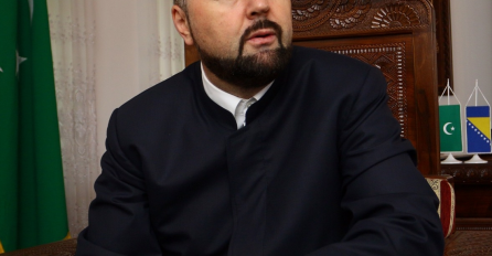 MUFTIJA RAZOČARAN: Bajram se slavi na krkanlucima uz pjevaljke i “silikonske ljepotice”
