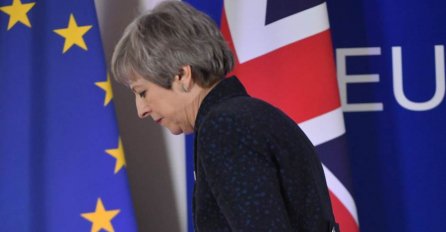 Britanska premijerka danas zvanično podnosi ostavku