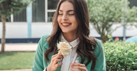 DZEJLA RAMOVIĆ SE U "ZVEZDAMA GRANDA" POJAVILA OVAKO OBUČENA: Jelena zanijemila, OVAKVU HALJINU JOŠ NISMO VIDJELI (FOTO)