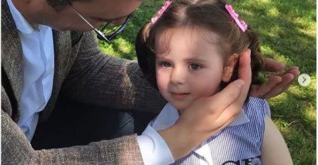 OVAKAV POKLON NIJE DOBIO U ŽIVOTU, DJEVOJČICA PRITRČALA PREDSJEDNIKU SRBIJE I DAROVALA NEŠTO NAJSLAĐE MOGUĆE: Vučić bio na ivici da zaplače! 