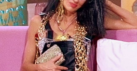 EVO KO JE MUŽ BEBI DOL, KLADIMO SE DA OVO NISTE ZNALI: Uhvaćeni su u PRODAVNICI - ČEKAJTE DA VIDITE NJEGA, BEZ MASKE! (FOTO)