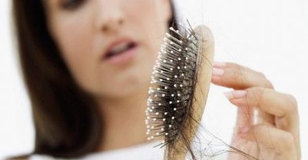 SVAKA TREĆA ŽENA IMA OVU BOLEST, A NE ZNA: Opada vam kosa i brzo se gojite, to su znaci PODMUKLE bolesti! 