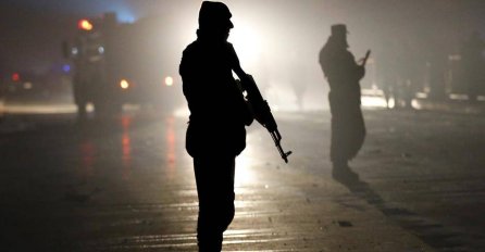 Tri osobe ubijene, 27 ranjeno u napadu bombaša samoubice u Afganistanu