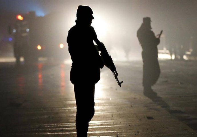 Tri osobe ubijene, 27 ranjeno u napadu bombaša samoubice u Afganistanu