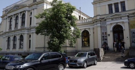 AMBASADOR SAD-a: Očuvanje muzejskog blaga BiH ne treba prepustiti samo strancima