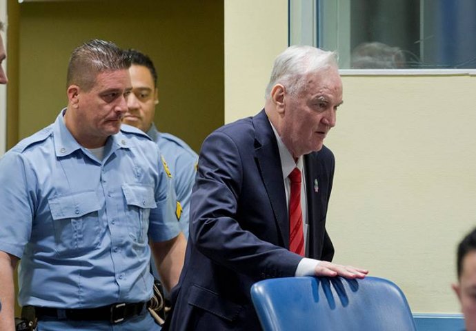 Ratni zločinac Ratko Mladić prebačen u bolnicu