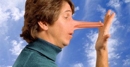 OTKRIJTE LAŽOVA, SVJETSKI PSIHOLOZI OTKRILI OPAK TRIK: Ako ovo radi dok vam govori, sigurno vas laže