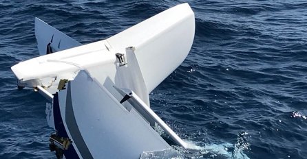 Sportski avion pao u more kod Hvara, pilot lakše povrijeđen