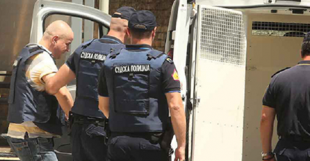 ĐUKANOVIĆ U PANCIRU DOVEDEN U SUD: SUD MU IZREKAO PRITVOR - ČEKA GA DUGA ROBIJA