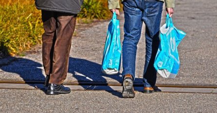 HRVATI MASOVNO PRELAZE GRANICU I KUPUJU U OVOM SRPSKOM SELU: Sve je duplo jeftinije, a najviše kupuju OVE DVIJE STVARI!