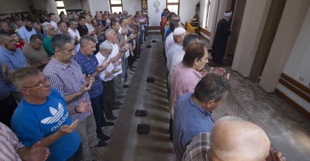 U Sarajevu i Zenici klanjana dženaza u odsustvu za Mohameda Morsija