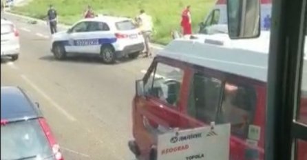 TEŠKA NESREĆA NA AUTOPUTU: Stravičan sudar autobusa i automobila, među povrijeđenima i dijete