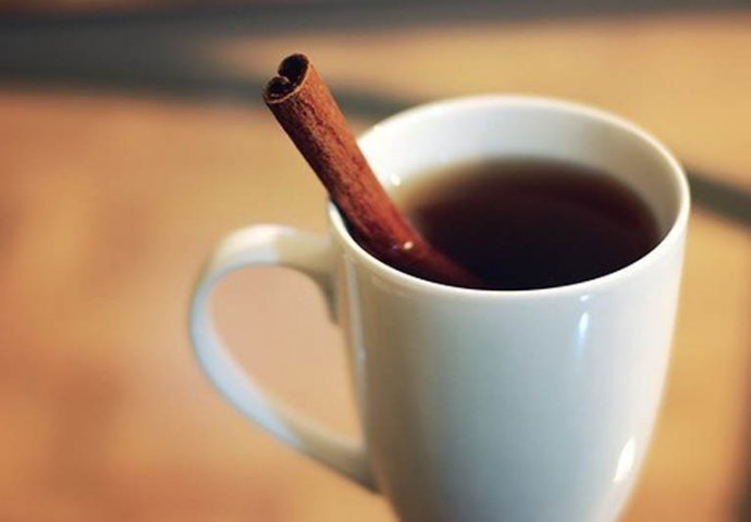 VITKO TIJELO ZA SAMO 7 DANA: Tri šolje ovog čaja dnevno topi kilograme sa stomaka i zadnjice