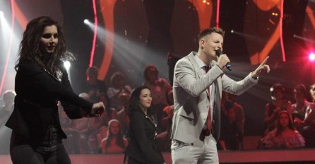 ON BI MOGAO DA "UKRADE" GLASOVE DŽEJLI RAMOVIĆ, NASTUP BENJAMINA KLIČIĆA ODUŠEVIO: Doveo čak i djevojke na scenu!