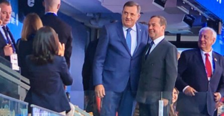 Dodik demonstrativno napustio svečanu ložu tokom defilea sportista Kosova