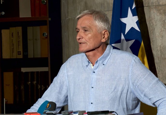 Delegati SNSD-a ne dolaze na sjednicu Doma naroda Parlamenta BiH