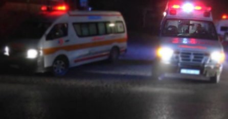 DIREKTAN SUDAR AUTOBUSA I AUTOMOBILA, VIŠE POVRIJEĐENIH: Stravična saobraćajna nesreća na Ibarskoj magistrali