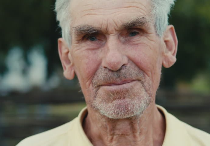 'Finansijski pomažem prvog komšiju jer je već čovjek u šezdesetim..'