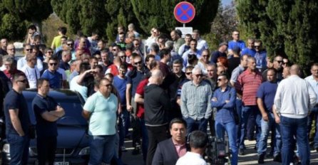 Radnici Aluminija krenuli prema Sarajevu