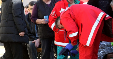 VAPAJI OCA KOJI JE OSTAVIO KĆERKICU (4) U KOLIMA NA 40 STEPENI! Djevojčici se bore za život, on u šoku ponavlja samo JEDNU REČENICU!