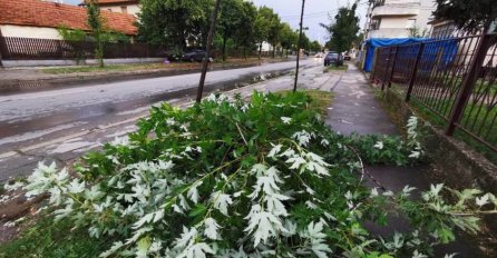 Oluja u Bijeljini: Jedna osoba poginula, a deset povrijeđenih