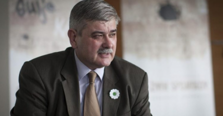 AMOR MAŠOVIĆ: "Najdublji trag u duši i sjećanju ostavio je trenutaka kada je ekshumirana grobnica sa pet tijela...tu smo pronašli NOVOROĐENČE, malenu Fatimu Muhić"