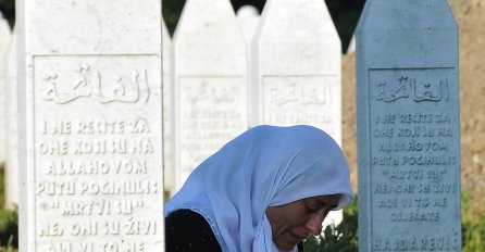 Mimohodom sjećanja u Rijeci obilježena godišnjica genocida u Srebrenici